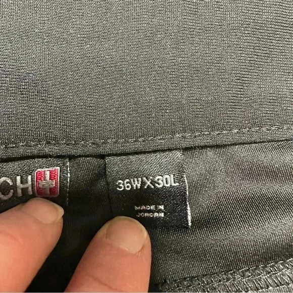 Swiss Tech Cargo Pants Black Size 36WX30L - Picture 9 of 16